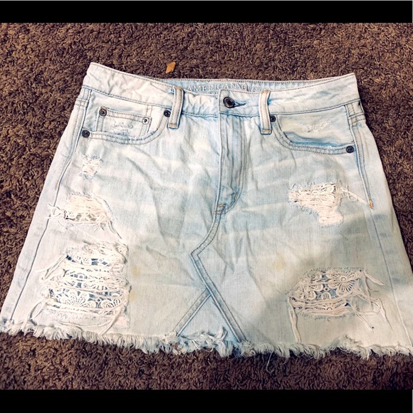 American Eagle Outfitters Denim - SUPER CUTE American Eagle Size 4 skirt!!!